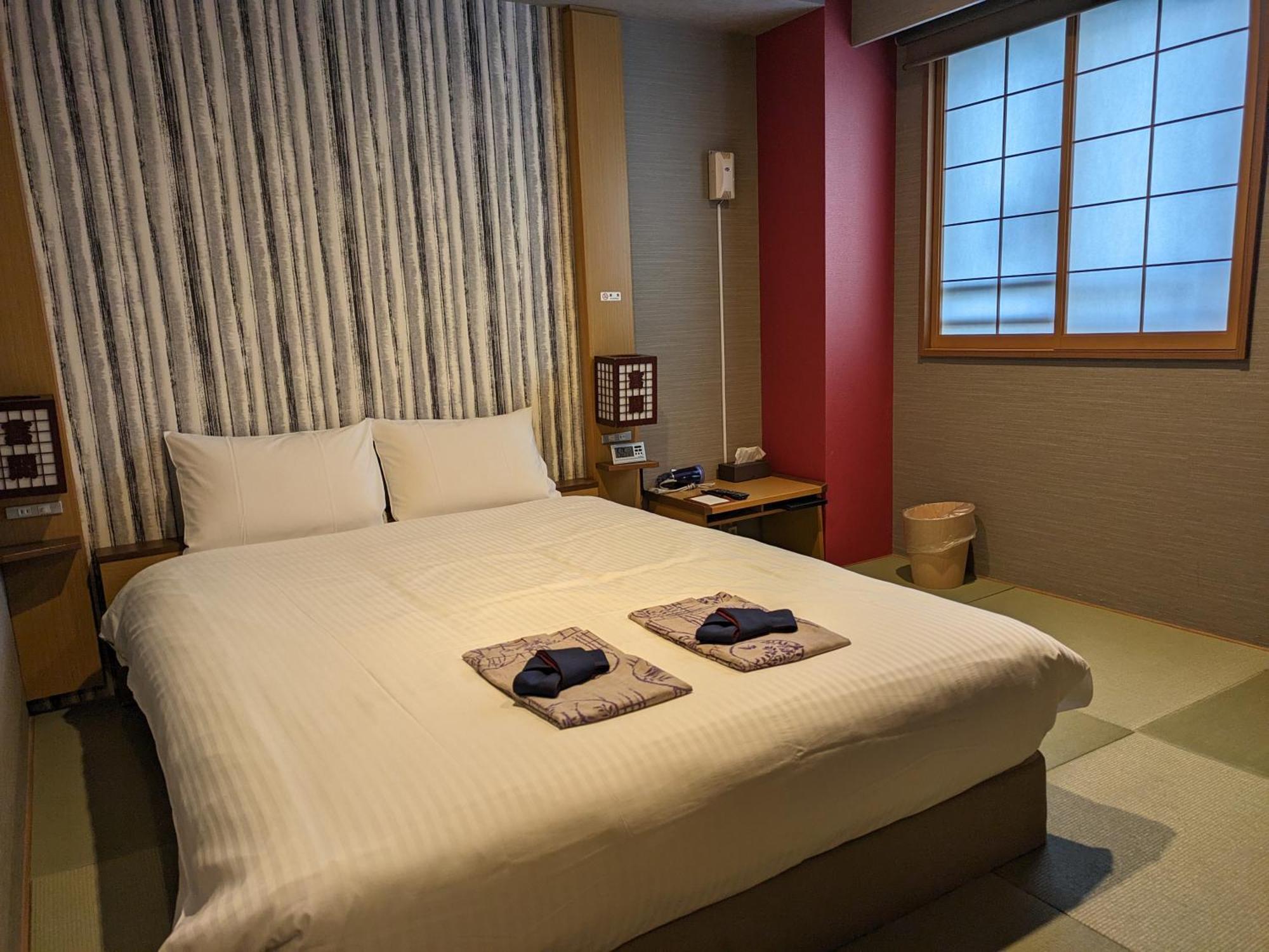 浅草ホテル旅籠 3*